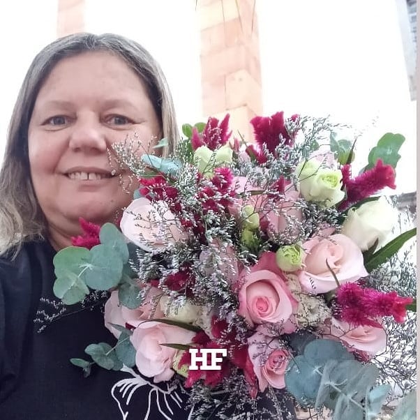 HELENAS FLORES